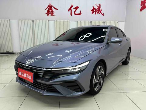 Hyundai Elantra 2022