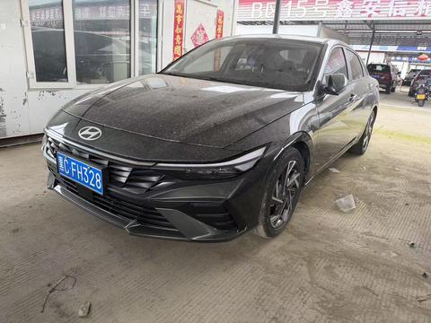 Hyundai Elantra 2023