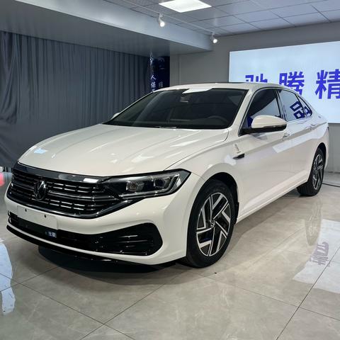 Volkswagen Sagitar 2023