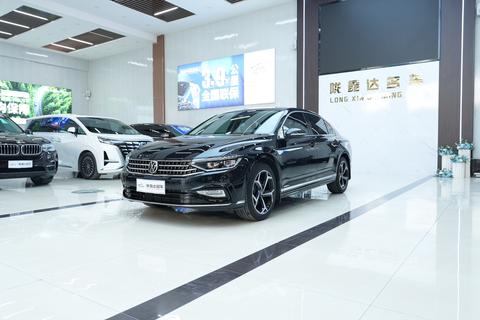 Volkswagen Magotan 2025