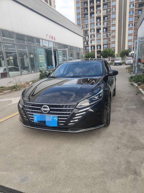 Nissan Teana 2025