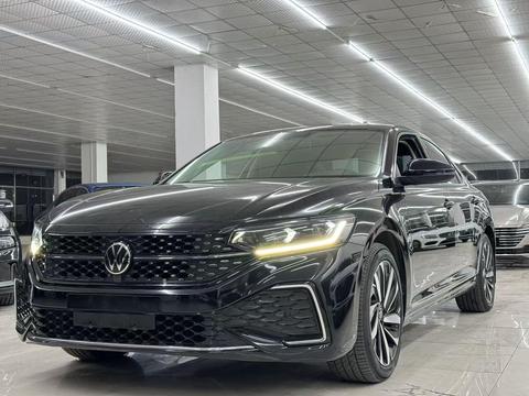 Volkswagen Passat 2023