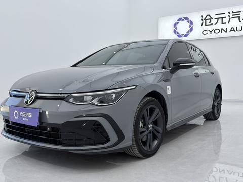 Volkswagen Golf 2021