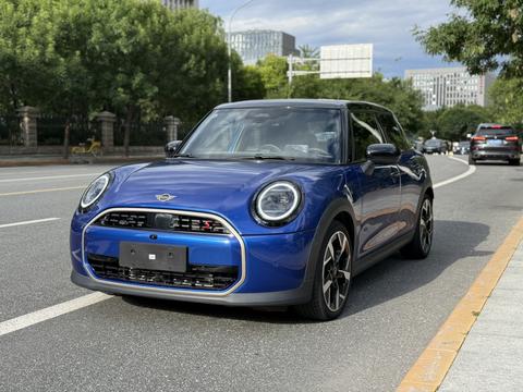 MINI Cooper 2025