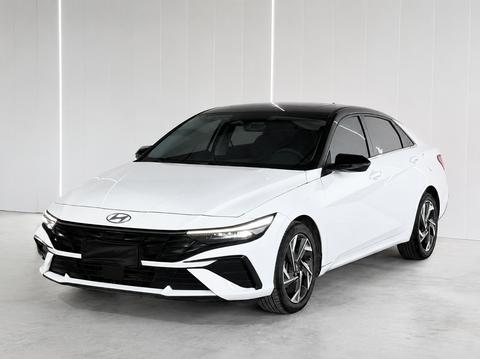 Hyundai Elantra 2023