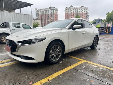 Mazda 3 Axela 2022
