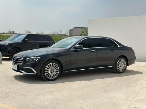 Mercedes-Benz E-Class 2023
