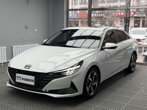 Hyundai Elantra 2022