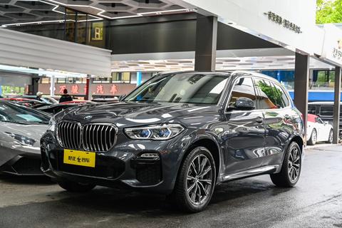 BMW X5 2021