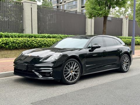 Porsche Panamera 2023