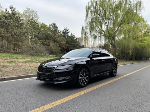 Skoda Superb 2021