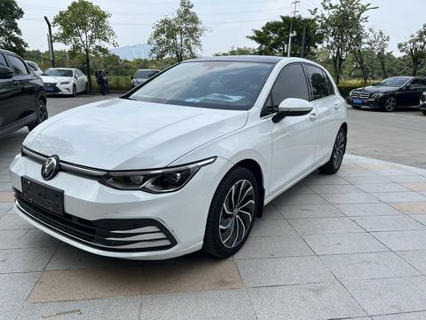 Volkswagen Golf 2021