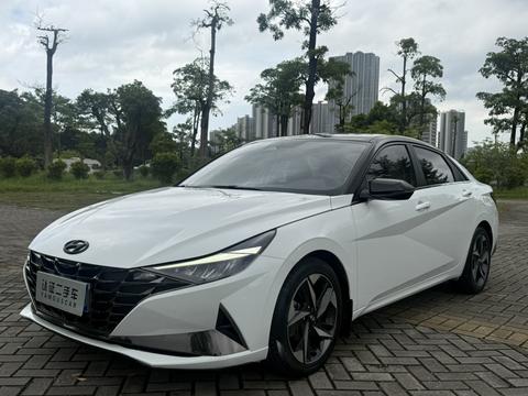 Hyundai Elantra 2021