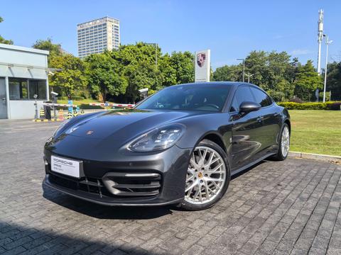 Porsche Panamera 2023