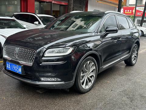 Lincoln Nautilus 2021
