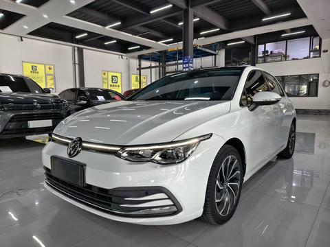 Volkswagen Golf 2021