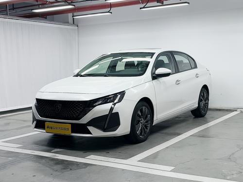 Peugeot 408 2022