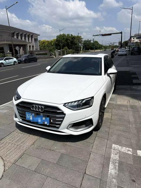 Audi A4L 2022
