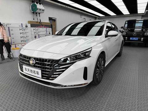 Nissan Teana 2022