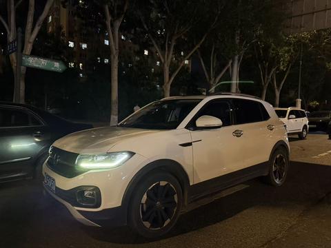 Volkswagen Tacqua 2021