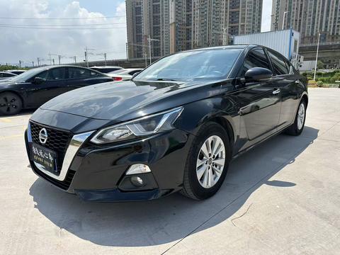 Nissan Teana 2021