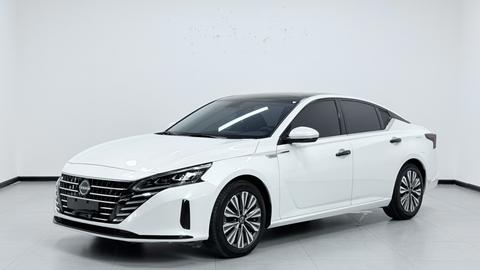 Nissan Teana 2022