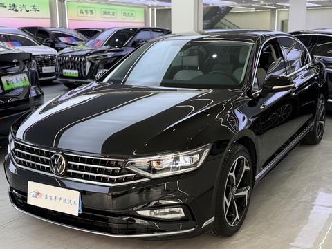 Volkswagen Magotan 2025