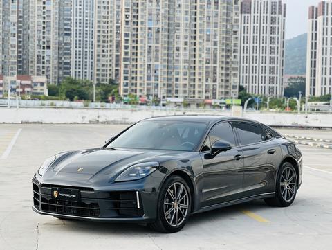 Porsche Panamera 2024