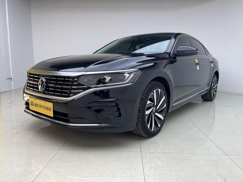 Volkswagen Passat 2022
