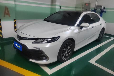 Toyota Camry 2021