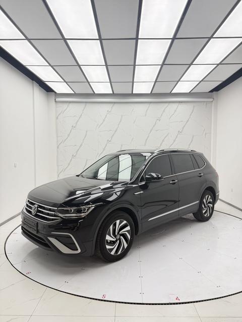 Volkswagen Tiguan L 2023