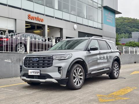 Ford Explorer 2025
