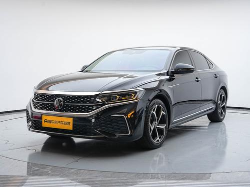 Volkswagen Passat 2024