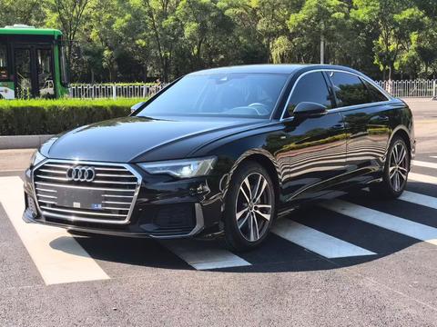 Audi A6L 2022