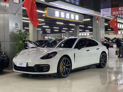 Porsche Panamera 2021