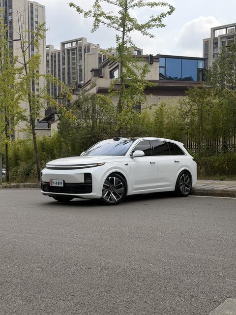 Li Auto L7 2024