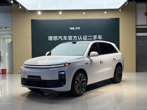 Li Auto L6 2025