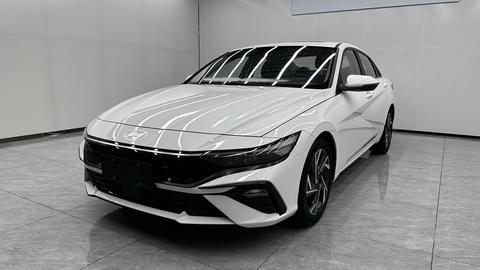 Hyundai Elantra 2023