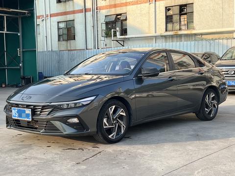 Hyundai Elantra 2023