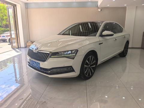 Skoda Superb 2022