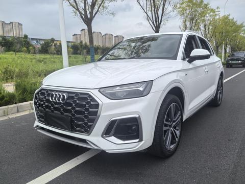 Audi Q5L 2022