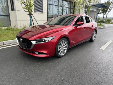 Mazda 3 Axela 2021