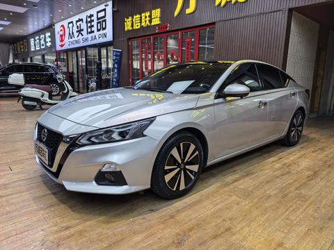 Nissan Teana 2021