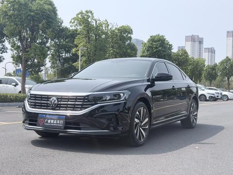 Volkswagen Passat 2022