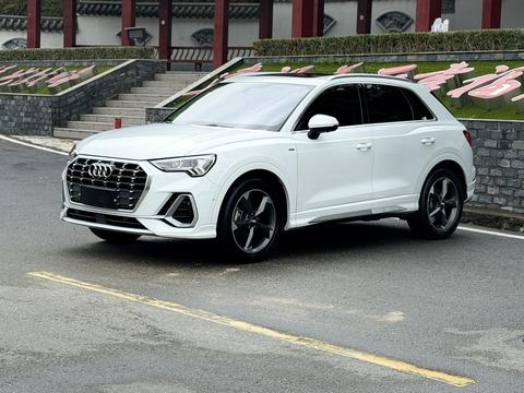 Audi Q3 2022