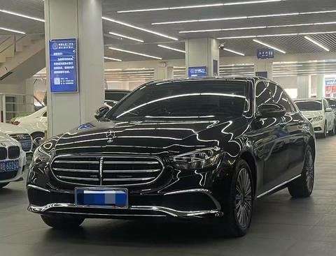 Mercedes-Benz E-Class 2022