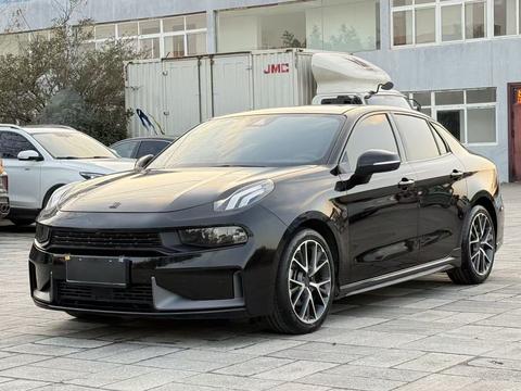 Lynk & Co 03 2022