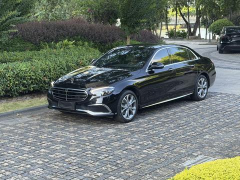 Mercedes-Benz E-Class 2022