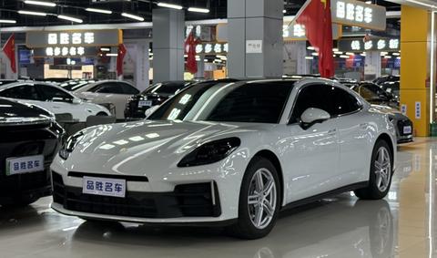 Porsche Panamera 2025