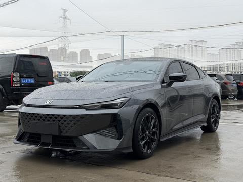 Changan UNI-V 2024